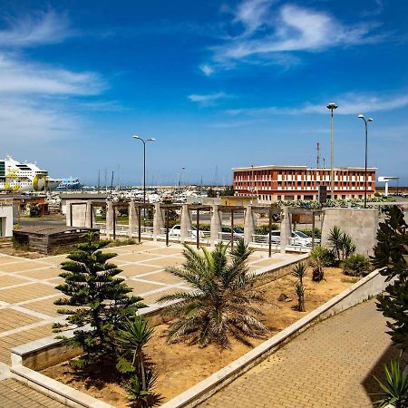 Bay View Apartment Porto Torres Exteriér fotografie